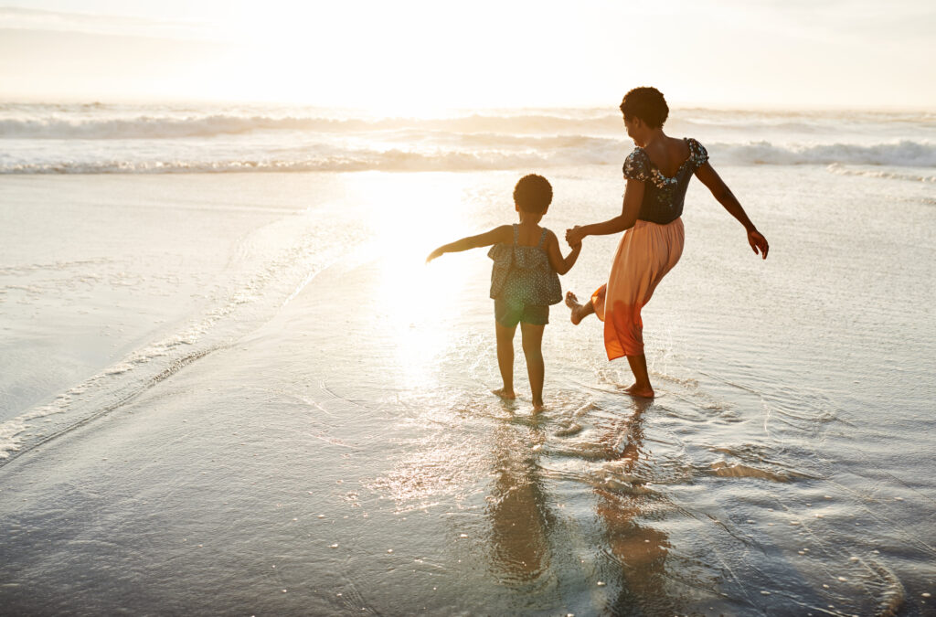 Pros And Cons Of Online Family Travel Insurance Shopping